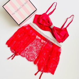 34C XS/SMALL Victoria’s Secret bra set
